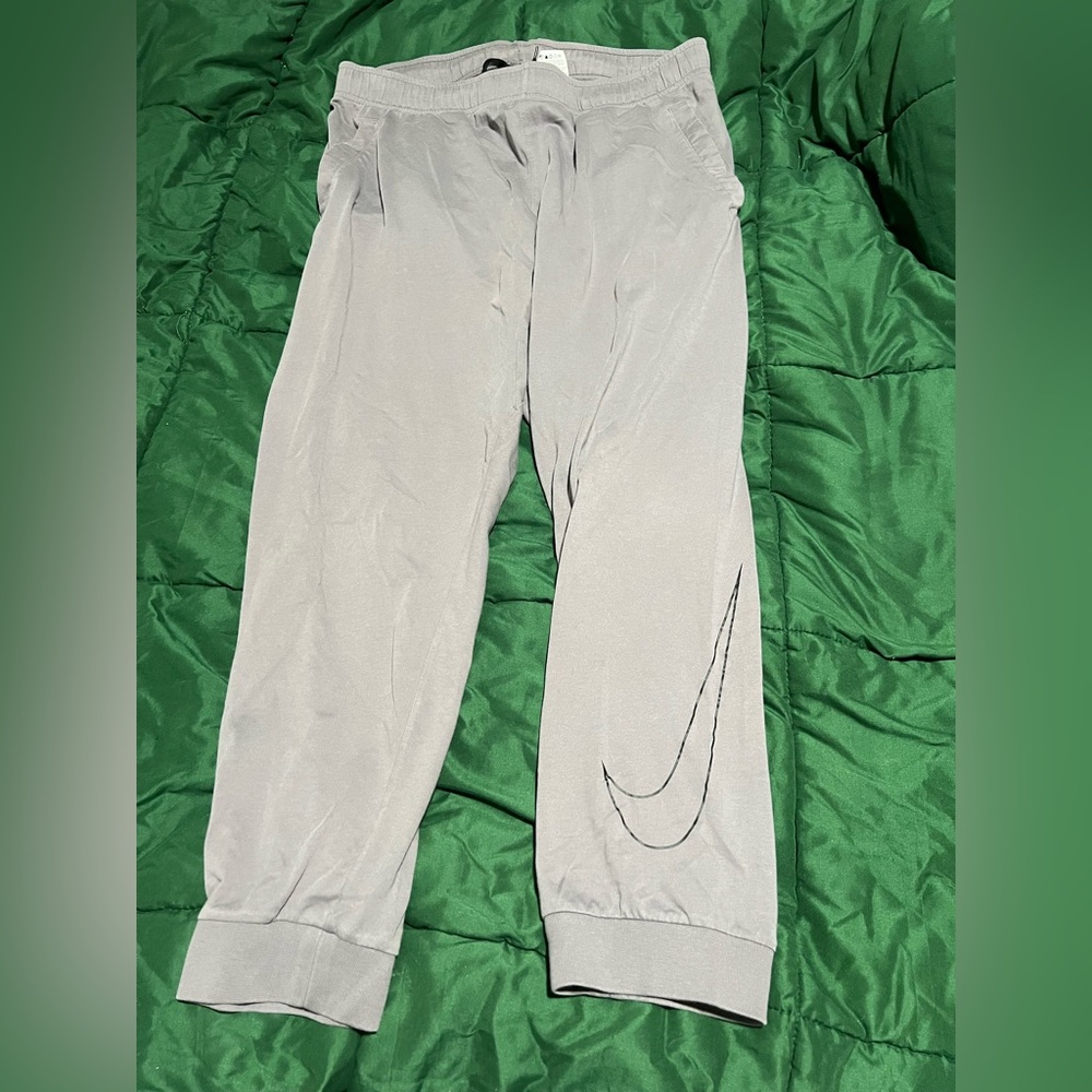 Nike Lightweight Drawstring GrayJogger with Black Swoosh Size XL